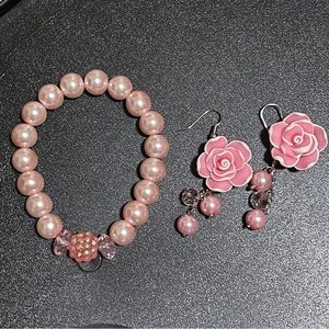 Vintage Pink Artificial pearls Bracelet and resin flowers earrings set